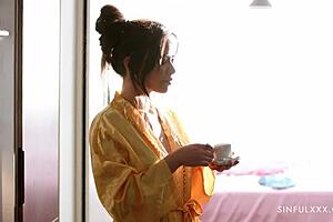 Scarlett Alexis And Anna De Ville Celebrate Birthday Climax At Sinfulxxx