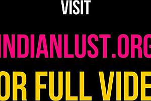 Pegang Tetek Saya dan Kongkek Saya Keras!