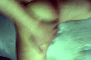 Babymomma's wet pussy getting fucked 😈