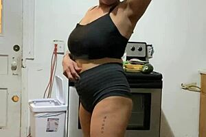 Anna Maria mature latina in black workout apparel part 2