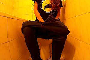 i'm this redhead in the toilet feelin so horny and touchin myself all over