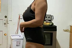 Anna Maria mature latina in black workout apparel part 2