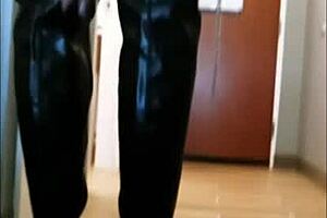 Vanessa Vixon dominates with her ass fetish skills.