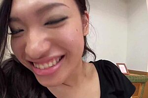 ฉันเย็ดเพื่อนบ้านสวยจากโซเชียลมีเดีย