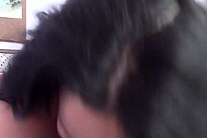 Я умоляю своего шурина, пожалуйста, трахни меня жестко сейчас.