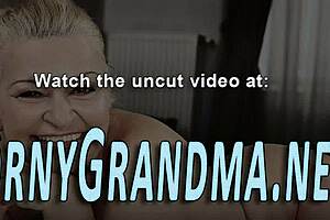 Hete blonde oma pijpt lul met skills voor messy cumshot