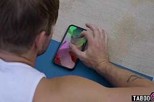 How did Aiden Ashley handle that nervous Tinder guy?