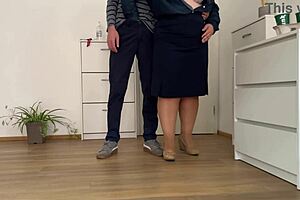 Kaynana külotlu çorabını indirip doggy style pompalanıyor!