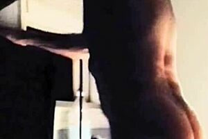 I putted my cock n balls on her face n she licked em so good