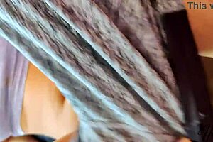 Amatérská vysokoškolačka touží po tvrdé nadržené akci