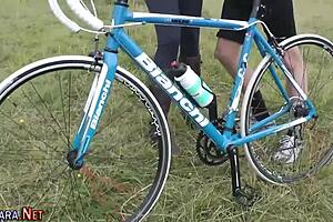 Classy Brit in stockings gets a hot facial finish.