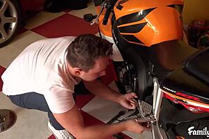 Sarah Jessie intensely motivates her stepson with blowjob