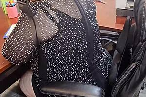 哇！女老板被饥渴员工扒光猛干！