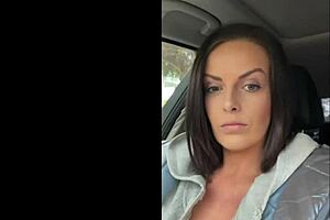 do you prefer a mistress with short hair or long hair