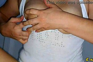 Memek Gila Adik Tiri Jadi Liar