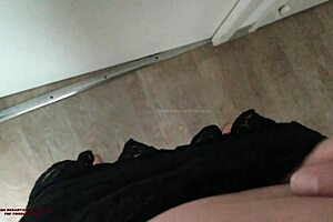 Madrastra cougar milf francesa follada duro por novio ansioso