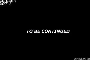 Őrült kurvák Anna De Ville és Bianka Blue vadul mély análban!