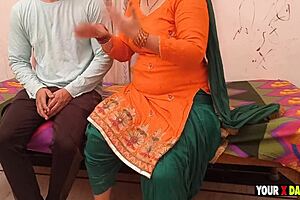 ชาชี่สอนหนุ่ม18+เย็ด MILF ด้วยควยมอนสเตอร์