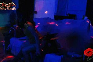 peruvian milf seduces delivery guy for anal assfucking