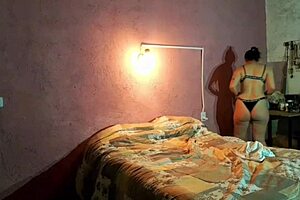 Watch this espa�ola cahonda make herself cum with a hot masturbation session?