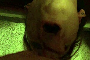 Spectacol sălbatic de ejaculare al bunicii și înghițire, wow