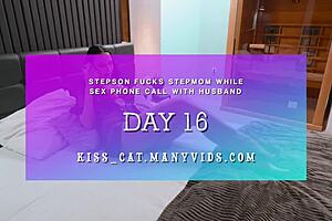 Hari 16 - anak tiri kongkek ibu tiri semasa panggilan seks dengan suami. jilat, tunggang, deepthroat!