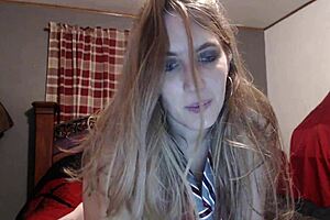 Roxxxanne69 Engages In Detailed Fingering And Masturbation As A Milf