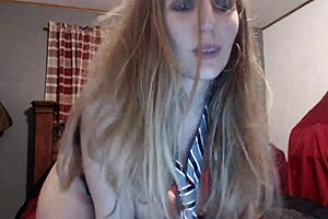 Roxxxanne69 Engages In Detailed Fingering And Masturbation As A Milf