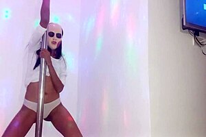 amateur latina milf in sexy homemade video