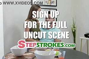 내 슈퍼 섹시 쿠반 스텝맘 하바나 블루가 레트로 팬티 입고 나 세게 타