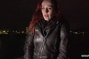 Nemški skavt izbere suho rdečelasko Luno Thurman za surovi kasting jebanje! 😍