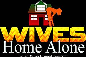 blonde wife does solo masturbation with toys.