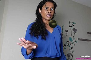 indian teacher says, 'i'm a slut for your big ass'