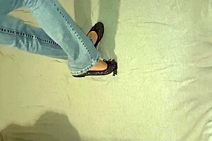 I luv chattin with milf on webcam, it's so intimat!