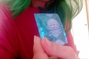 Stepmother shares passion with wet panties