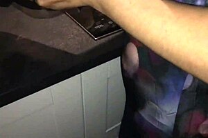 i flashed in the house and got fucked with cumshot