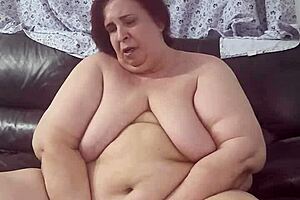 Coolmarina's Hairy Pussy Gets Vicious Fucking!