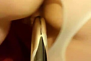 Amateur girlfriend plays with dildo toys while mature watches 😏