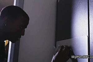 Bbc Stud Dives Deep Into Slutty Mature Housewife's Blowjob