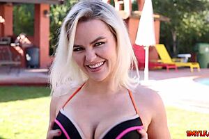 Stunning Blonde Mylf Slimthick Vic Gets Deepthroat and Fingering by Donnie Rock