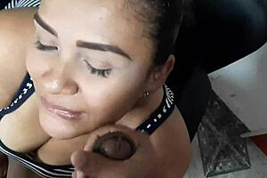 Madura Chupando Polla Pov