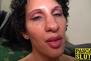 Mature Subslut Red Rose Teases Pascal With Her Wet Cunt