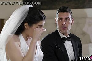 Italská nevěsta Valentina Nappi s análním kolíkem v den svatby.