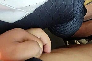 yo, harassing this curvy mature on lima streets, wild flash! 😈