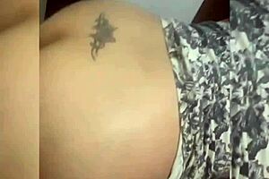 Sammy Owens in DOUBLE PENETRATION webcam show with mature latina