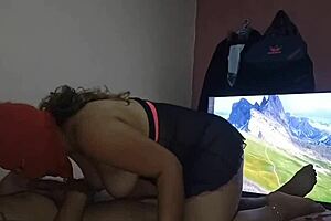 i can't believe how hot this venezuelan milf fucks