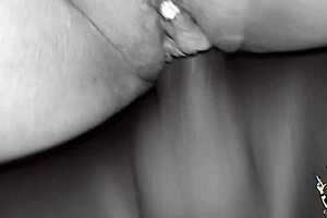 Tattooed Paty Angel Takes Cumshot From Married Milf 😈