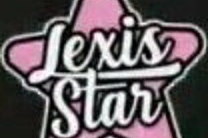 แม่เลี้ยงให้ฉันเสร็จบนหน้าอกใหญ่ของเธอ ห่าๆ!