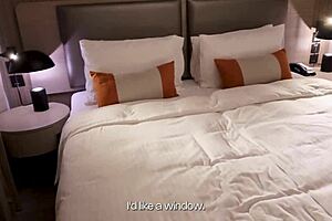 زوجة الأب تحجز غرفة فندق سرير واحد لمتعة محرمة دوجي. تجرؤ على مشاهدة هذا التمثيل؟