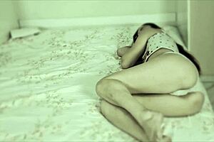 I lost control and fucked my stepdaughter at night.